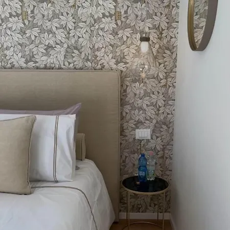 Asso Di Picche, Luxury * Sanremo