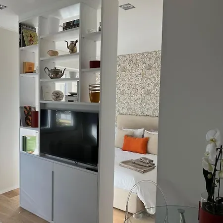 Asso Di Picche, Luxury شقة سانريمو